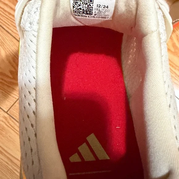 Adidas White and Gold Sneakers - Picture 4 of 7